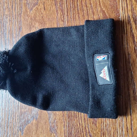Toronto Raptors Beanie - Picture 2 of 3